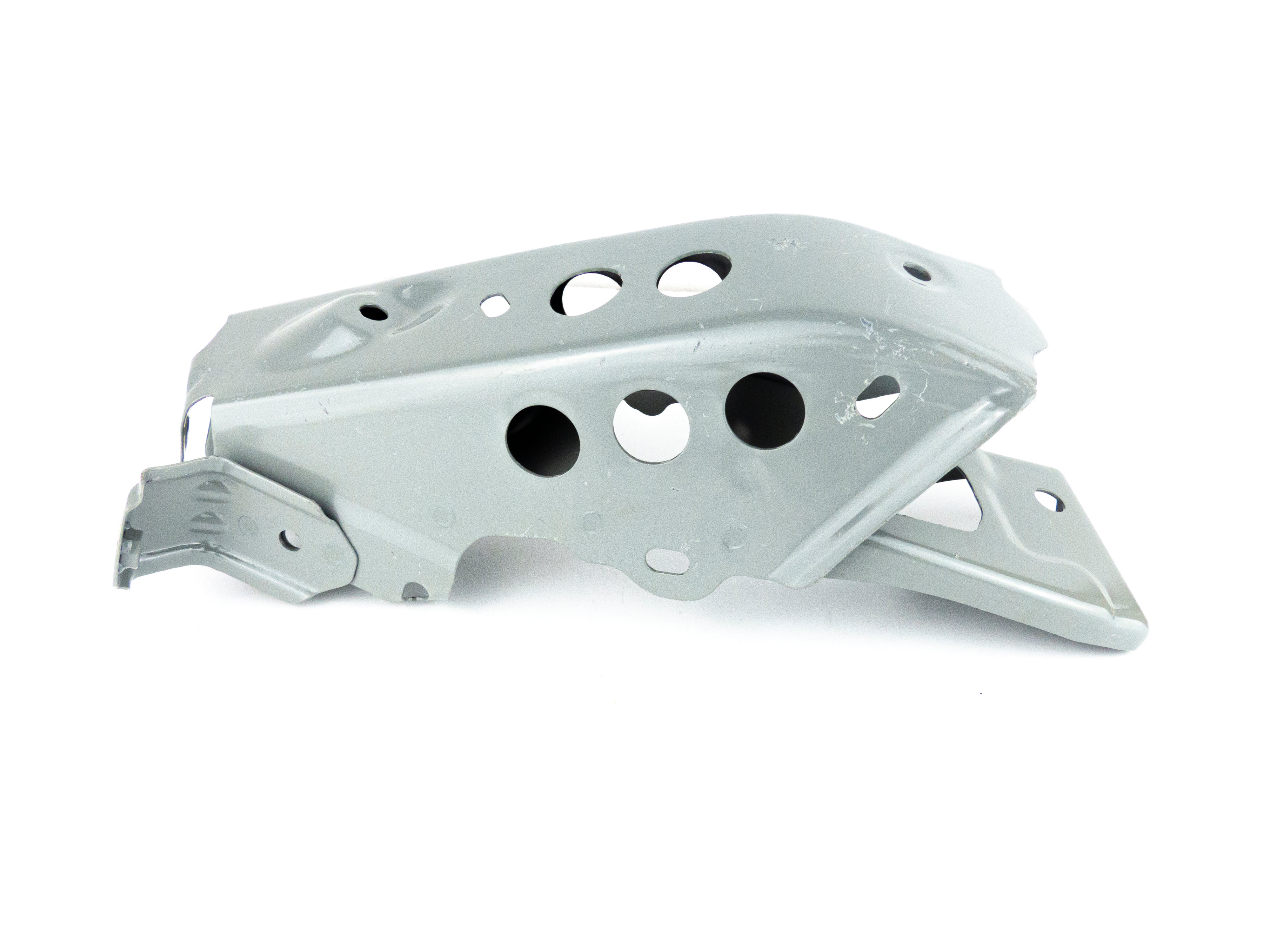 Suzuki Vitara 2015-24 Left Lamp support bracket (Brace)